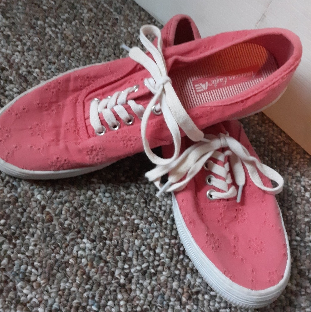 Coral Tennis Shoes W/ Embroidered Floral Design